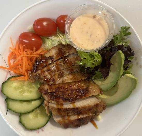 # 41. Salade aux Poulet Grillé