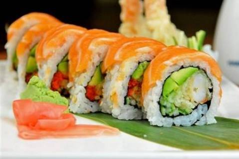 Red Dragon Roll (8pcs)