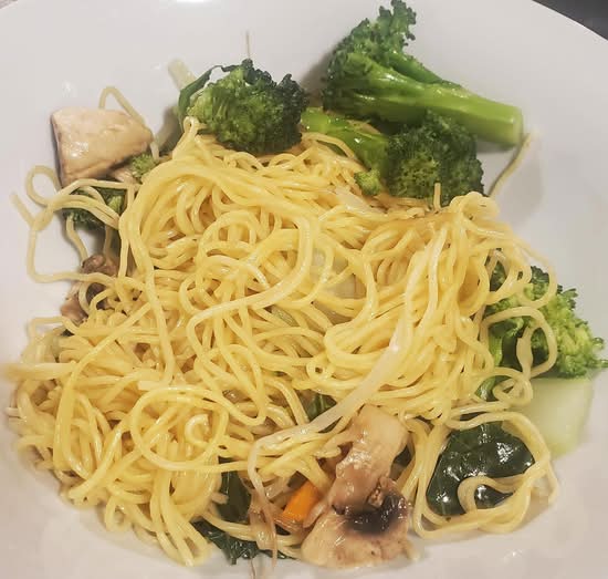 404vl. Vegetable Lo Mein