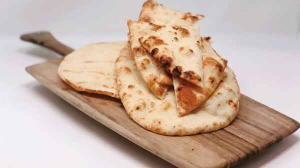 GRILLED NAAN