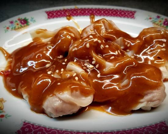 #1 Raviolis wonton avec sauce beurre d'arachide (6) / Wonton with Peanut Butter Sauce (6)