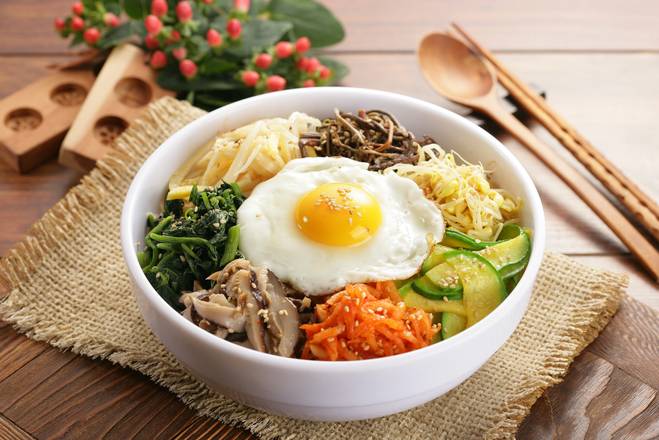 Mixed Vegetables and Meat on Rice (비빔밥)