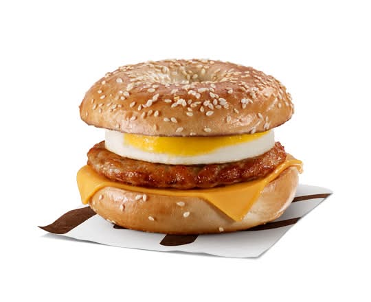 Sesame Sausage 'N Egg Bagel [620.0 Cals]