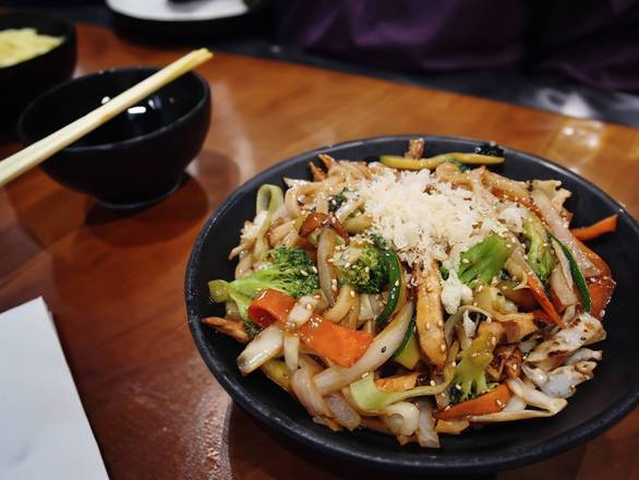 Chicken Yaki Udon (Pan-fried Noodles)