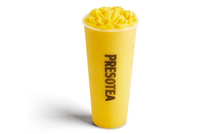 Frappé glacé au yogourt et mangue fraîche / Fresh Mango Yogurt Slush