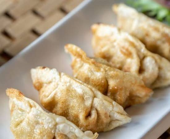260-Gyoza / Dumplings Vegetarien