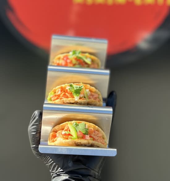 Spicy Tuna Tacos