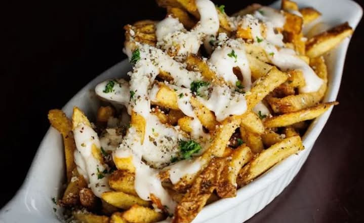 Garlic Parm Messy Fries