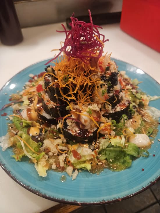 Volcano Roll (10pcs)