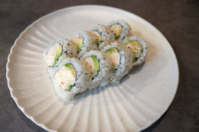 California Roll (8 pcs)
