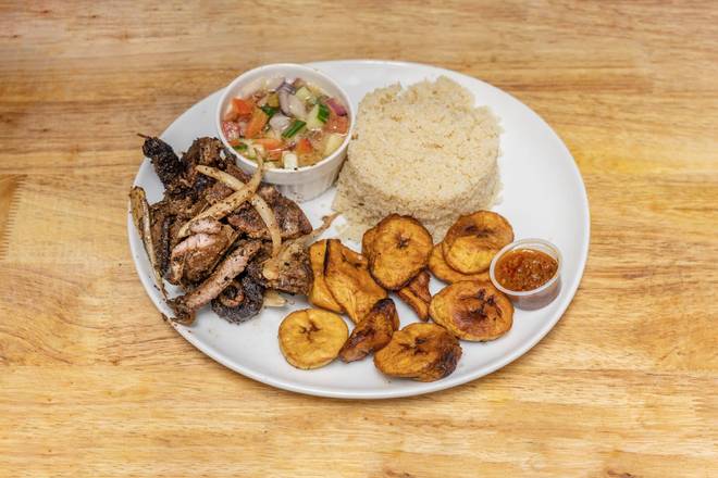 Agneau Et Plantains Avec Attiéké / Lamb and Plantains with Attiéké Halal
