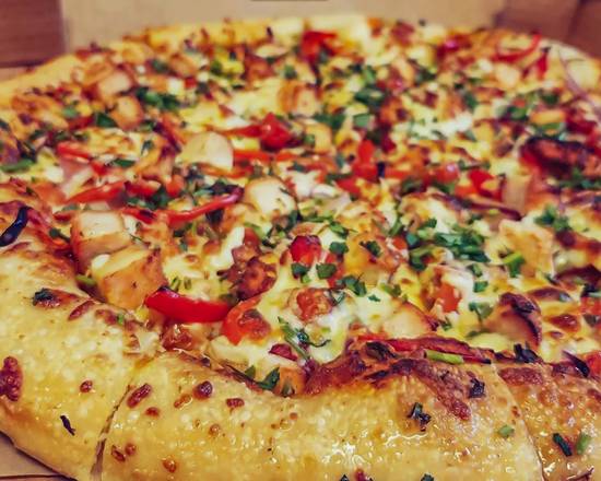 Butter Chicken Pizza