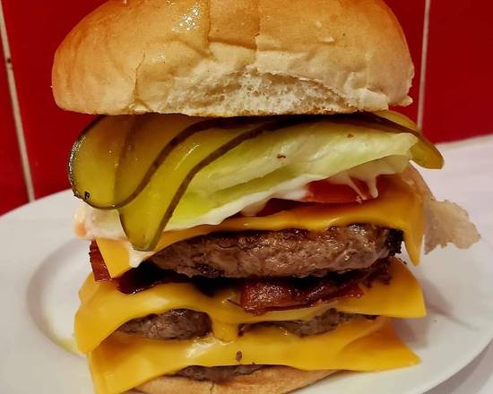 Burger aux Trois Fromages / Triple Cheese Burger