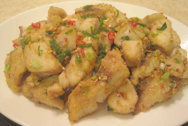 60. Deep-Fried Fish with Peppery Salt (Cá Rang Muối Ớt (Special))