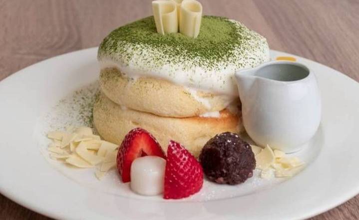 Matcha White Chocolate Pancake