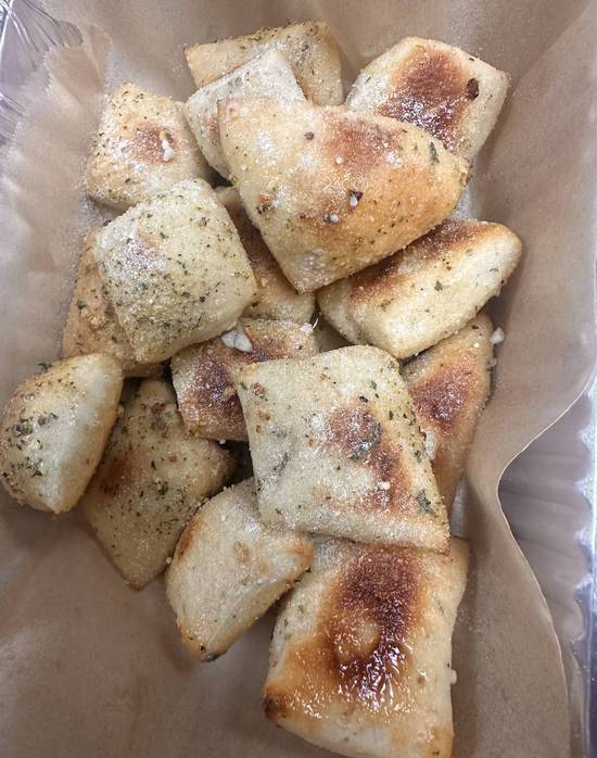 Garlic Parmesan Bites 16 pcs