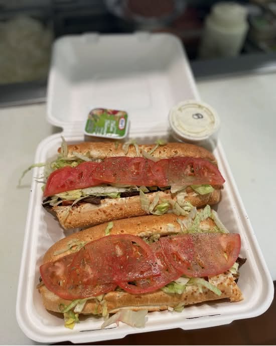 1. sous- marin Tout Garni