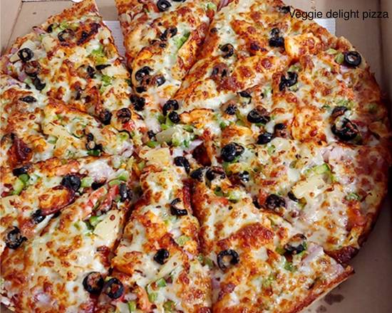 Veggie Delight Pizza 14”