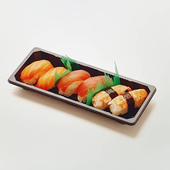 Assorted Nigiri (6 pcs)