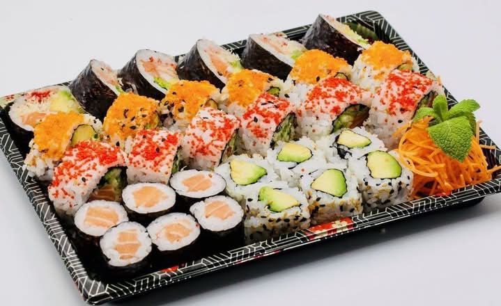 Sushi Combo 3 (30 Mcx/30 Pcs)