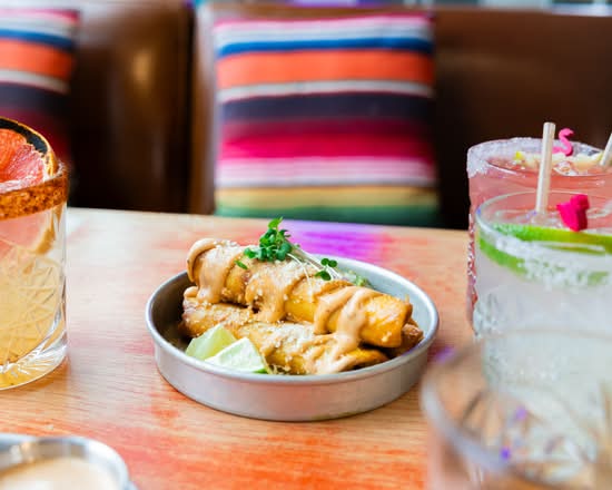 CHICKEN TAQUITOS