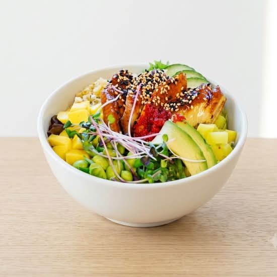 Bol poké à l'anguille grillée / Grilled Eel Poke Bowl