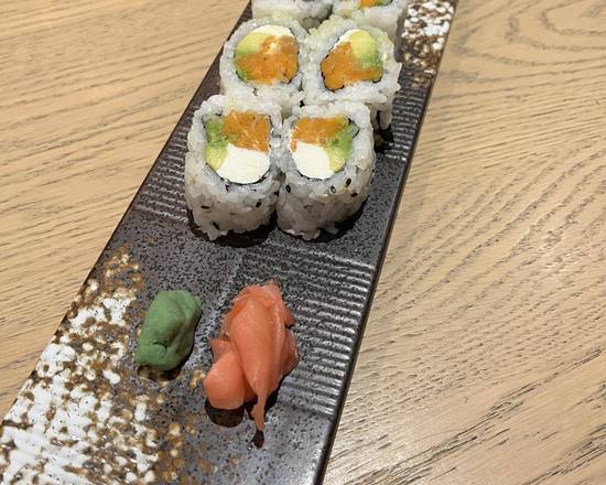 D504. Sweet Love Roll
