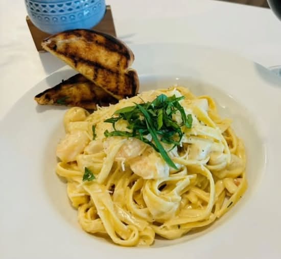 Chicken Fettuccine Alfredo