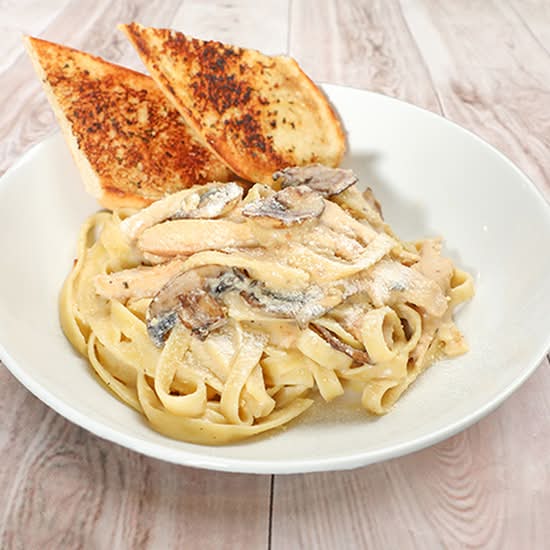 FETTUCCINE ALFREDO