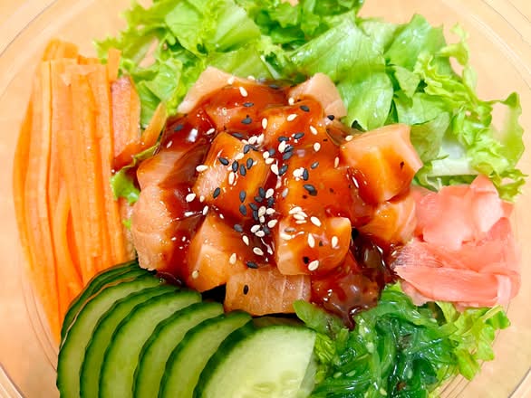 Salmon Poke Bowl