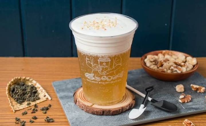 Jasmine Green Tea with Nut Cream