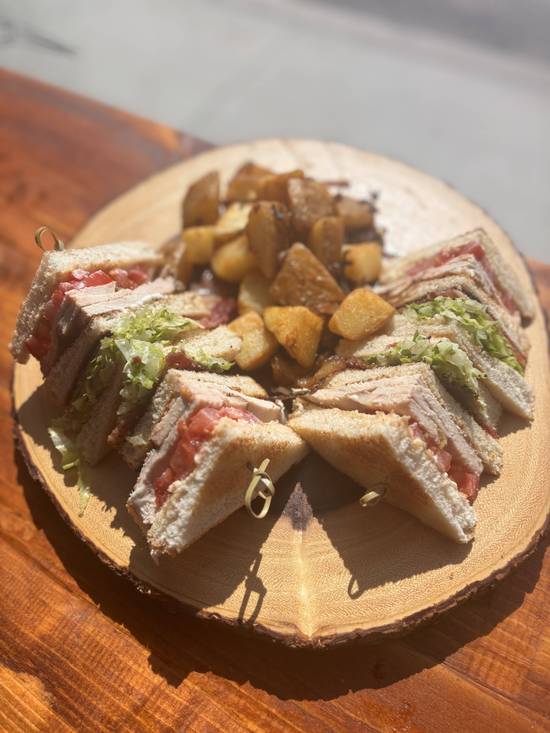 Smoked Chicken Club