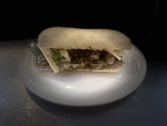 Panini poulet pesto
