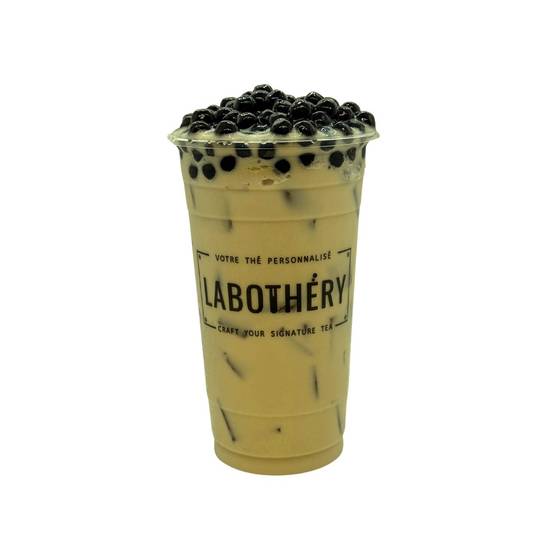 Thé au lait de matcha et noisette / Matcha and Hazelnut Milk Tea
