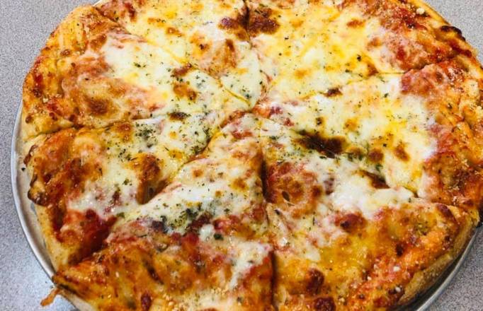 Pizza trois fromages / 3 Cheeses Pizza