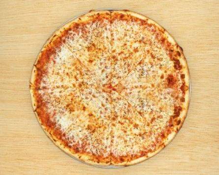 Medium Pizza + Dip