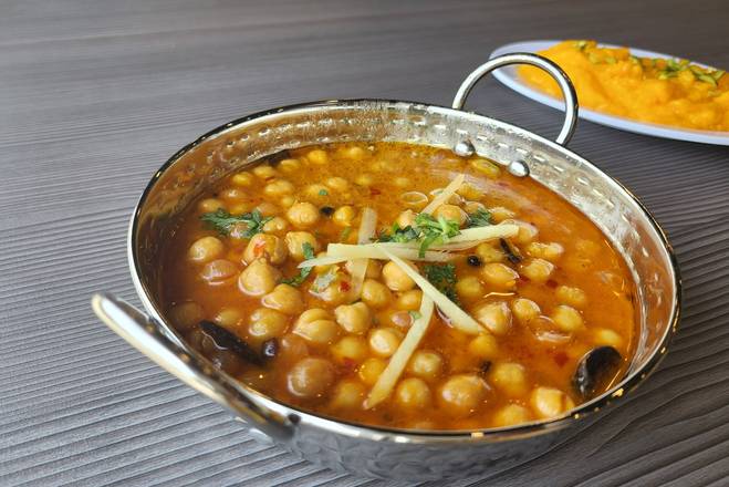 Channa Masala (Dhaaba Style) Chick Peas