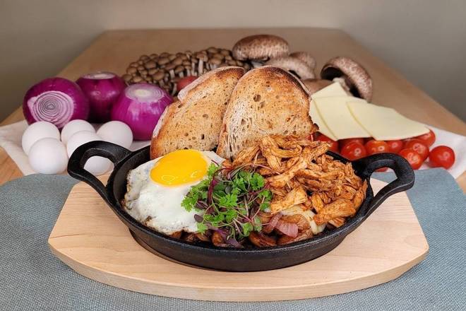 Pulled Chicken Hash