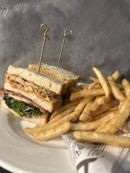 Pulled Chicken Club Sandwich
