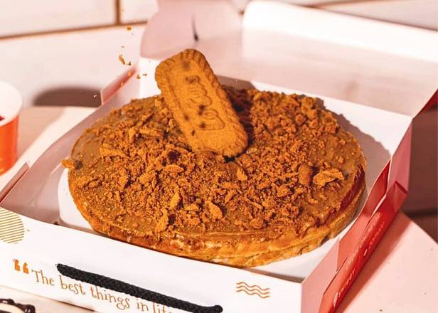 Lotus Biscoff Cake
