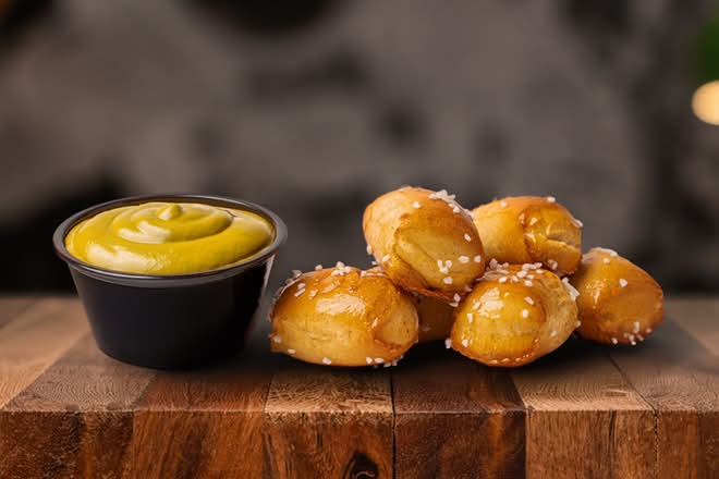 PRETZ BITES