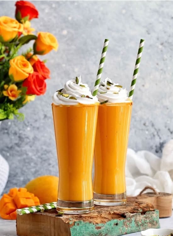 mango smoothie