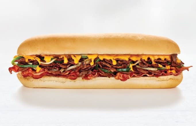 Small Queso & Bacon Cheesesteak / QUESO & BACON CHEESESTEAK - SMALL