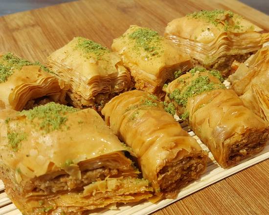 Boite de baklava Moyen  10 morceaux