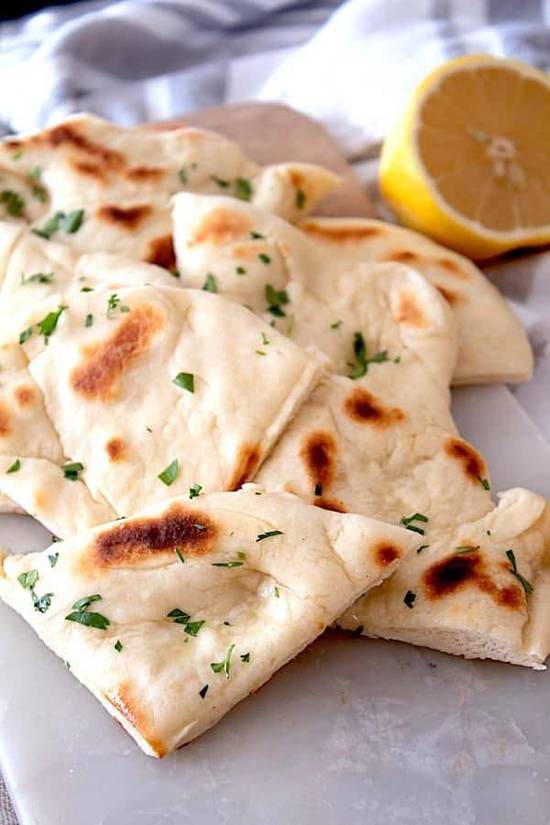 GARLIC NAAN