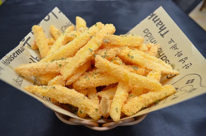 Snow Cheese Fries