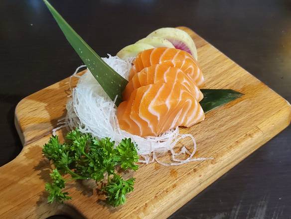 Salmon (Sake) Sashimi