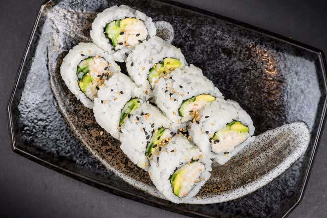 CALIFORNIA roll (8pcs)