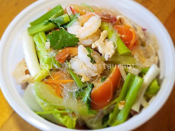 SA1. Yum Woon Sen (Thai Noodle Salad)
