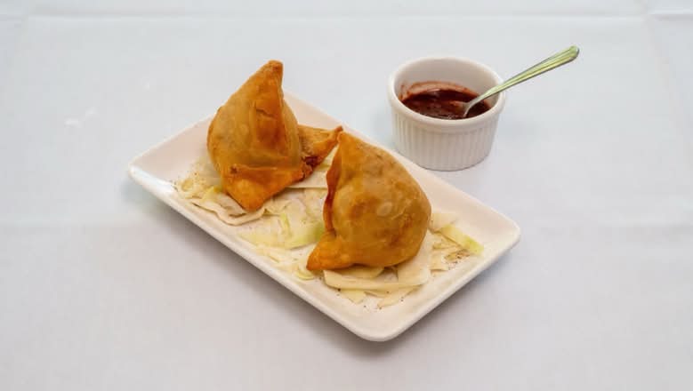 Vegetable Samosa (2 Pcs)